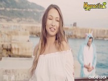 MAMACITAZ - Big Cock Unicorn hace feliz a su pequeña Alberto Blanco & Taylor Sands