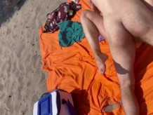 Marido Filma Esposa Follando En La Playa - Jugosa