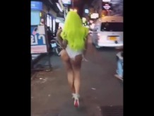 Ladyboys Streetwalkers en Tailandia en busca de clientes Farang