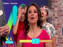 Tabata Culazo En Minivestido Rosa Vanessa VLA 07mar18