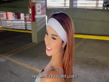 La adolescente colombiana seduce a un extraño en el gimnasio para jugar con su trasero con un enchufe anal - Abella Olsen