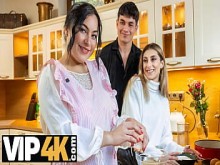 Mommy4k. La morena madura se puso tan cachonda y follada joven en su primer encuentro