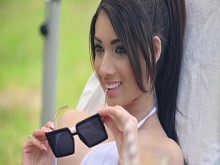 La novia loca de sexo Emily Pink disfruta de DP DP Threuome GP2749