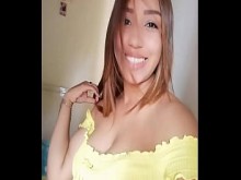 La tuvieron chupando la polla hasta que dijo que quería montar su polla y ahora lo que ama es jodidamente, es de Miami