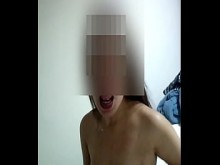 Edu y Aline Pareja - esposa que sale con mamada, española y sentada en la polla, sosteniendo el teléfono celular - Parte 2 final