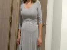 Mi esposa latina muy excitada en la playa, recopilación de varias exhibiciones frente a los empleados del hotel, les pide que se pajeen y se corran