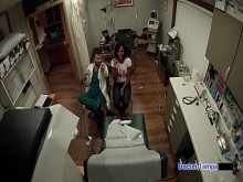 Dr. Tampa - Tori Sanchez se hace una prueba de Papanicolaou