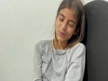 Hermanastra se encuentra bien cachonda en su habitacion me excito y termino follandomela HISTORIA COMPLETA.