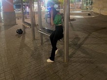 Conocí a una desconocida en Año Nuevo y la invité a follar.