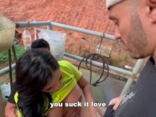 La yegua se enfermó y los veterinarios se follan a la dueña latina tetona y culona hasta que se chorrea 2 calmala