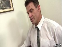 MILF Sabrina Sánchez Oficina De Mierda