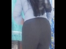 Secretaria culona mexicana se quita todo su uniforme en el cuatro de lavado del trabajo y muestra todos su culo gordo y sus ricos senos