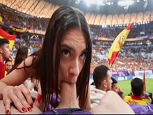 Me follé a una animadora española después de que España ganara la final de la Copa del Mundo - Generada por IA