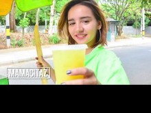 Carnedelmercado - Julia García obtiene su coño súper apretado lleno de una enorme polla